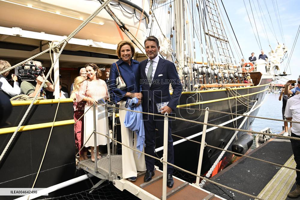 Royal Family At Sail Amsterdam - NDL