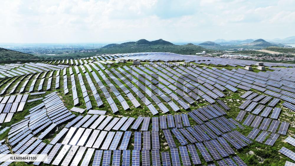 Barren Mountain PV Power Station