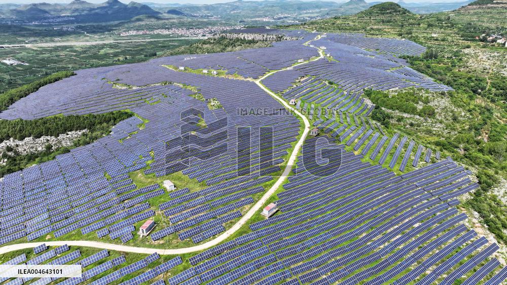 Barren Mountain PV Power Station