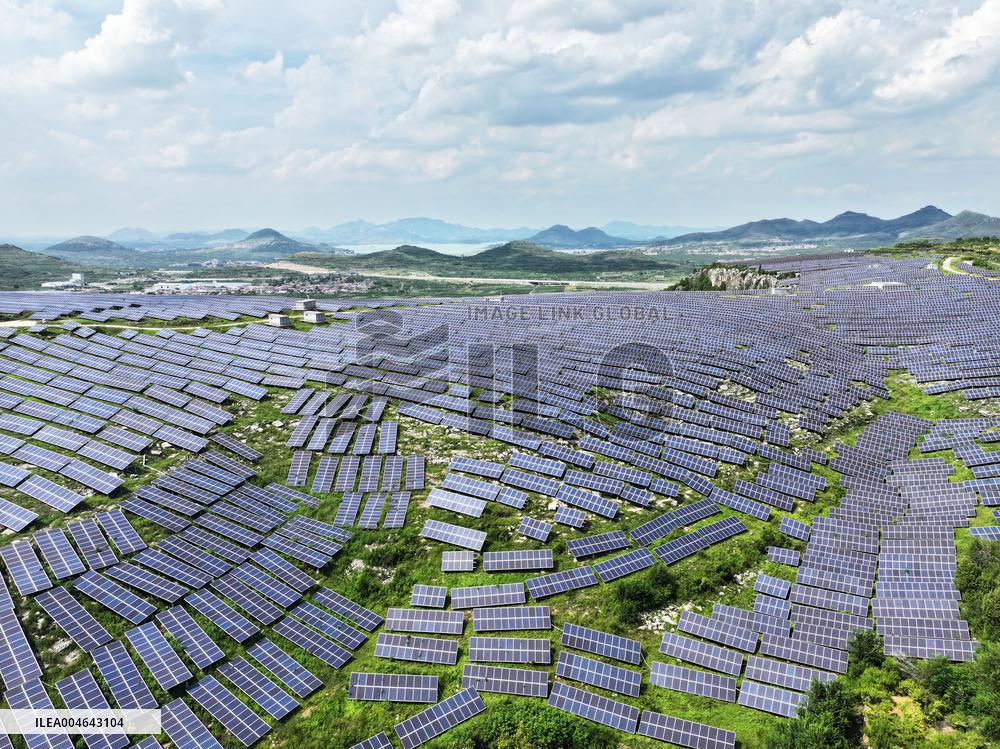 Barren Mountain PV Power Station