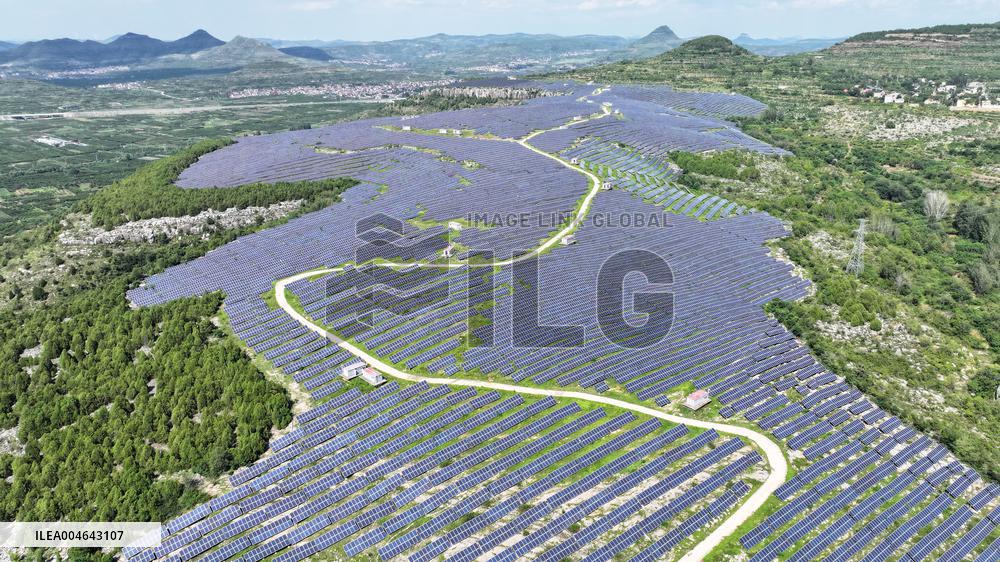 Barren Mountain PV Power Station