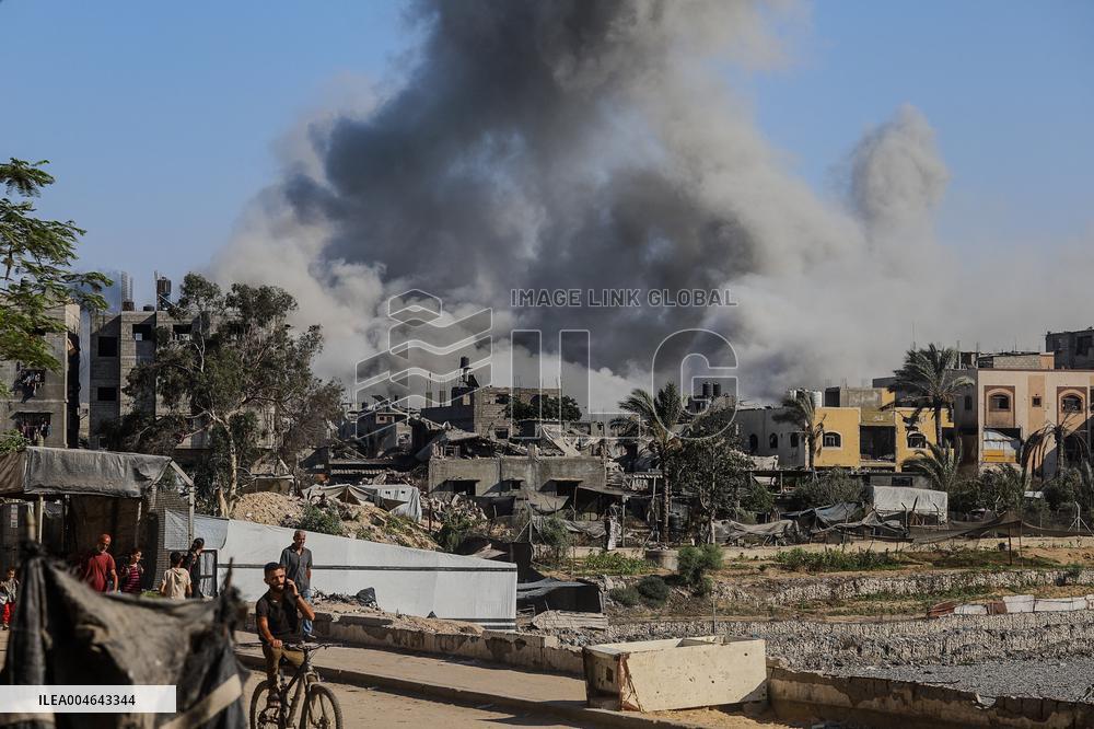 Israeli Attacks on Gaza Continue - Gaza