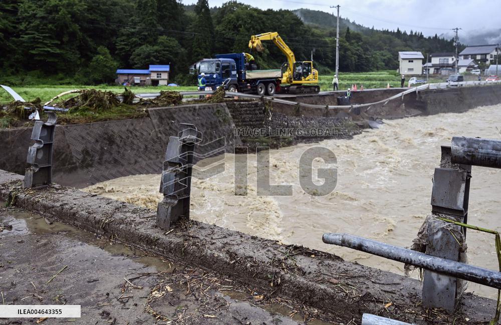 Heavy rain in northeastern Japan