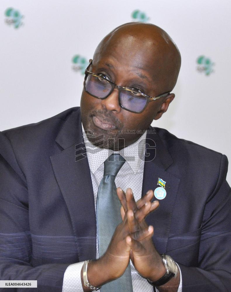 Rwandan foreign minister in Japan