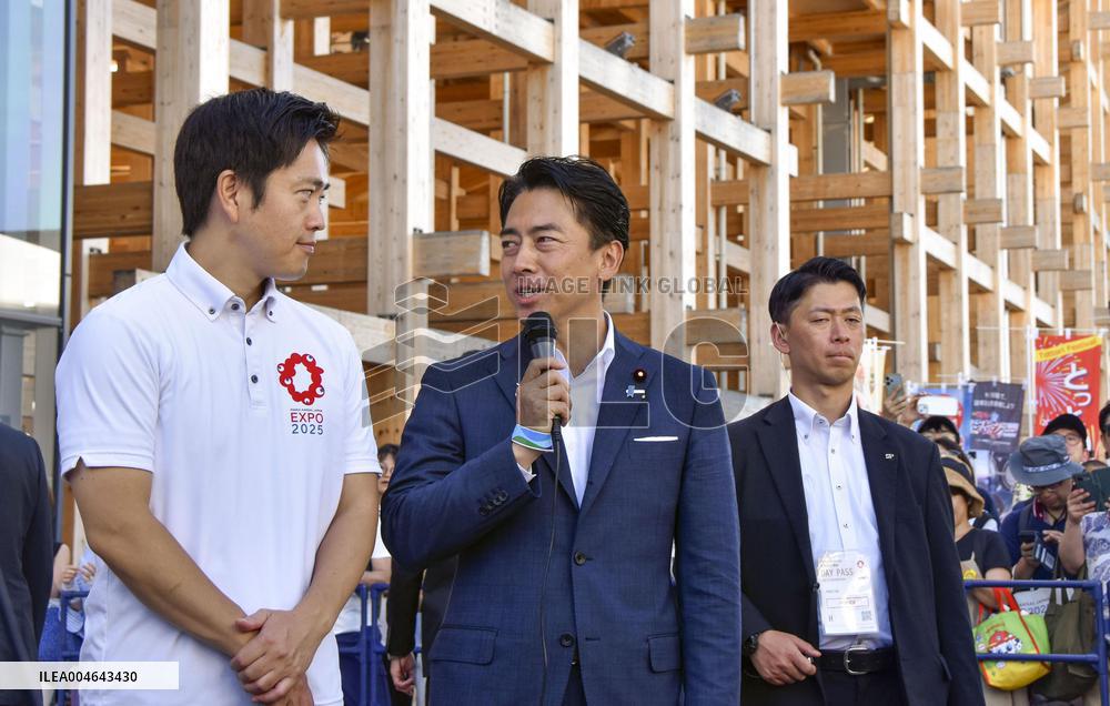Farm minister, Osaka gov. visit Osaka expo