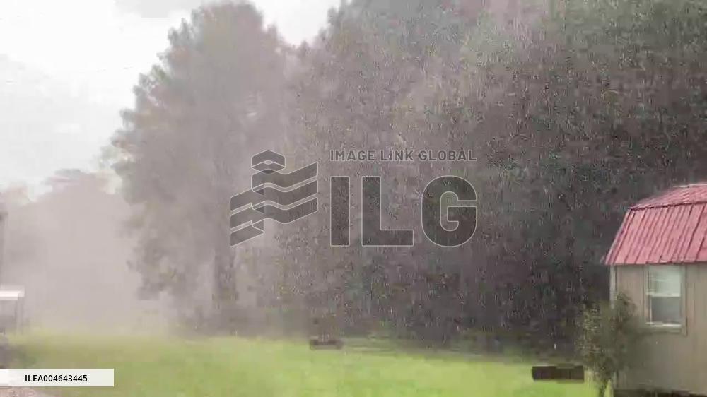 US: Downpour Hits Castleberry, AL