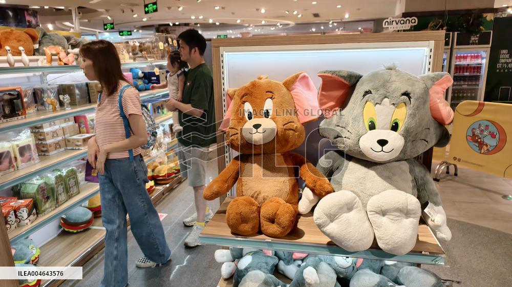 Tom and Jerry Trendy Restaurant