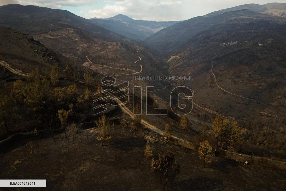 Larouco Fire Threatens Protected Areas in O Courel - Spain