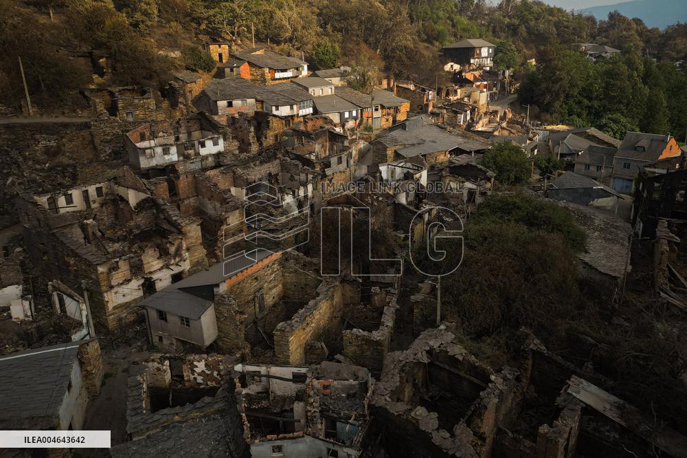Larouco Fire Threatens Protected Areas in O Courel - Spain