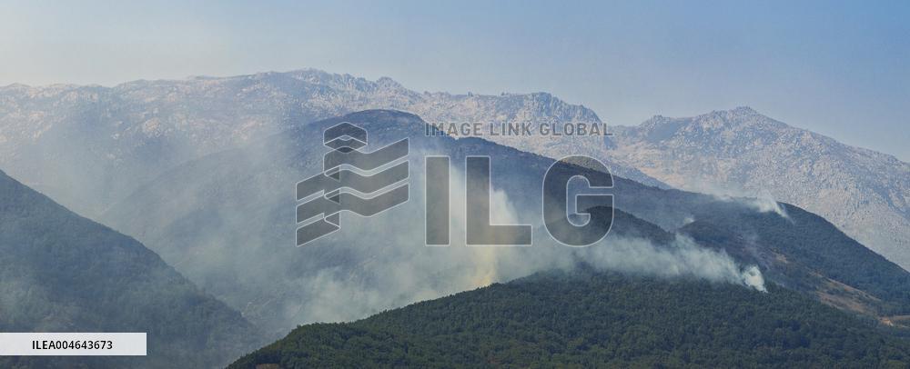 Wind Complicates Fire Extinguishing Efforts in Jarilla Cáceres - Spain