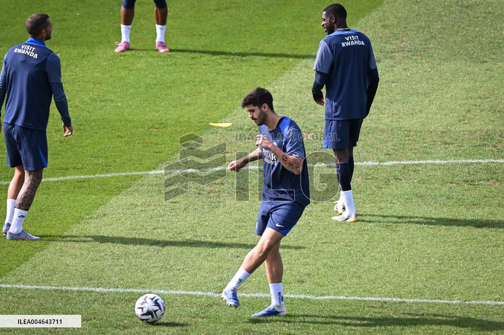 Ligue 1 PSG training before facing ANGERS SCO - FA