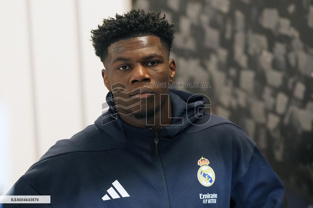 La Liga - Real Madrid CF v Club Atletico Osasuna