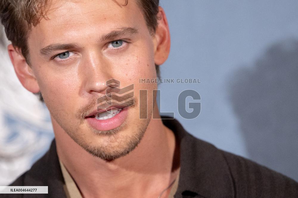 Caught Stealing Premiere - Paris AJ