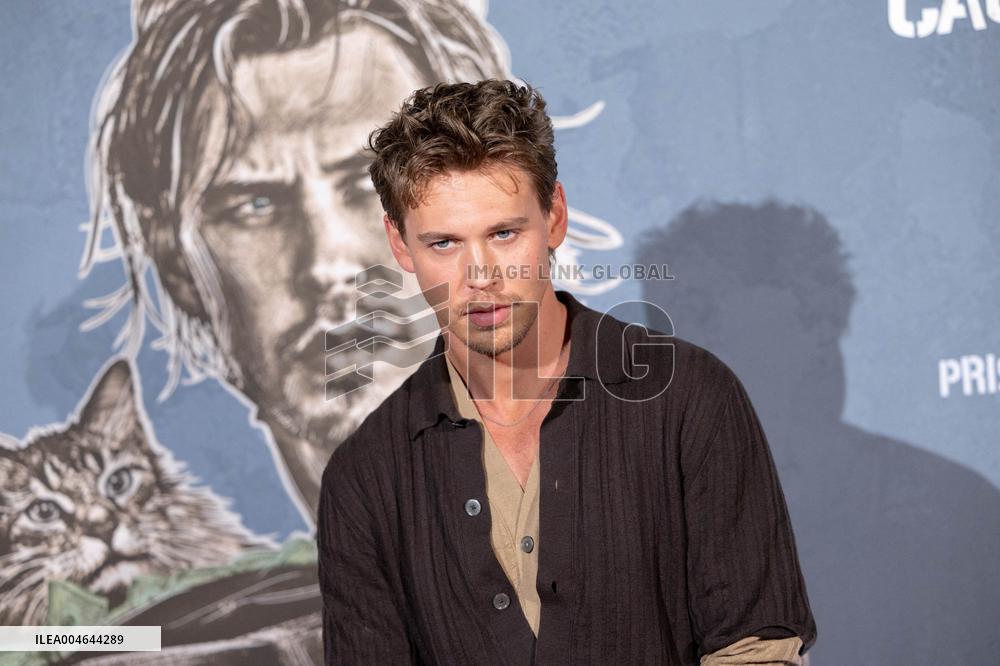 Caught Stealing Premiere - Paris AJ