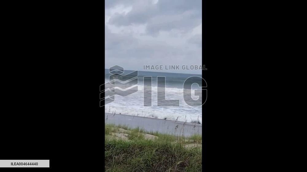 US: Hurricane Erin Brings Storm Surge to North Carolina’s Outer Banks 6