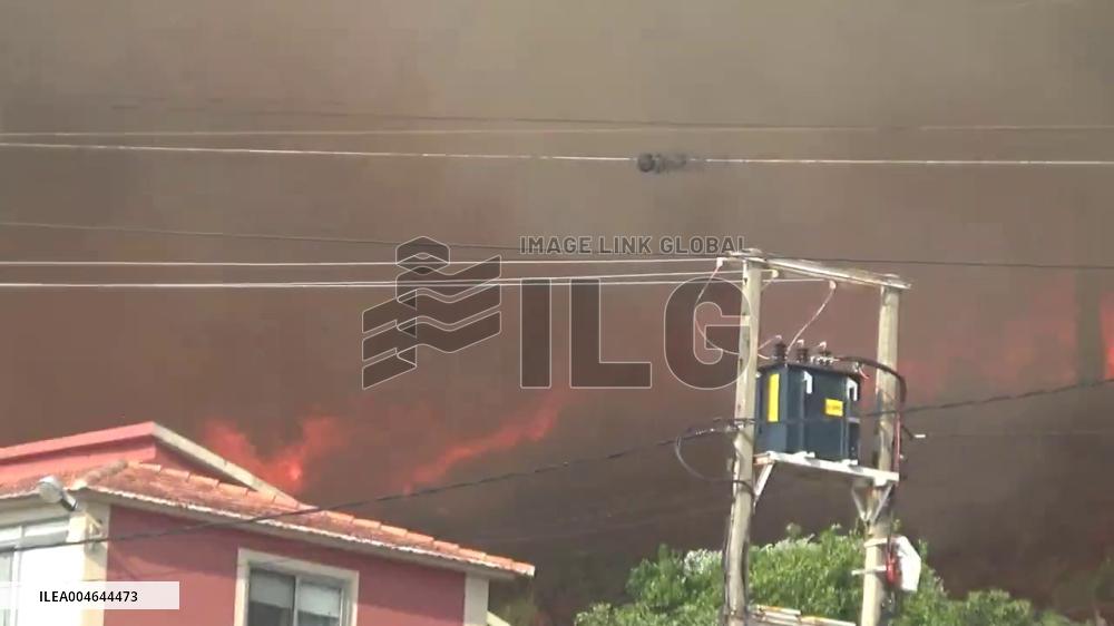 Spain: Forest Fire Breaks Out in Oia, Pontevedra, Prompting Evacuation