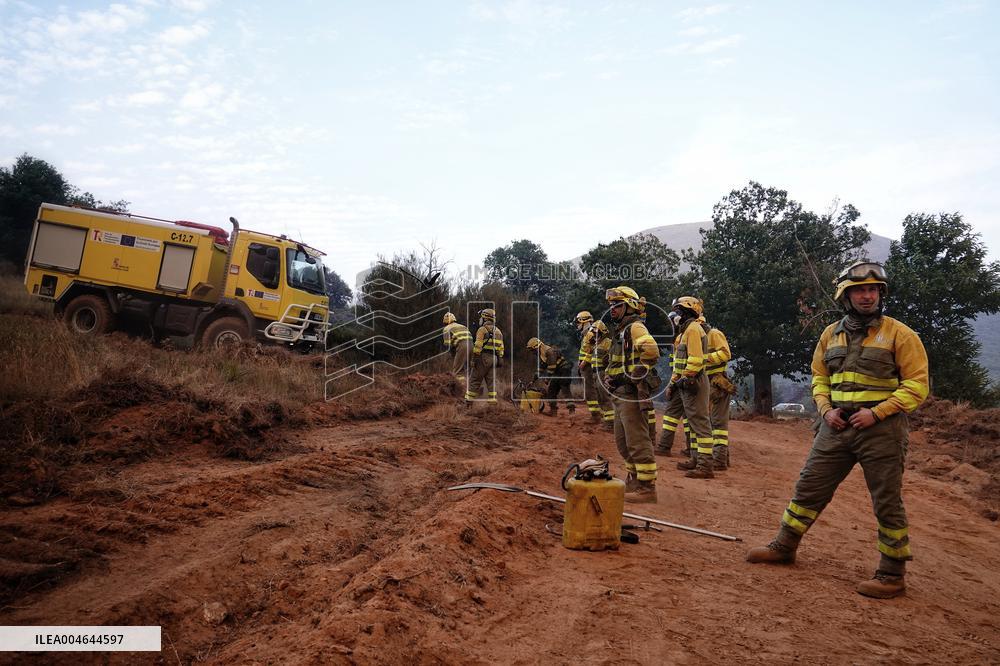 Four active fires, three stabilized and eight under control in Asturias