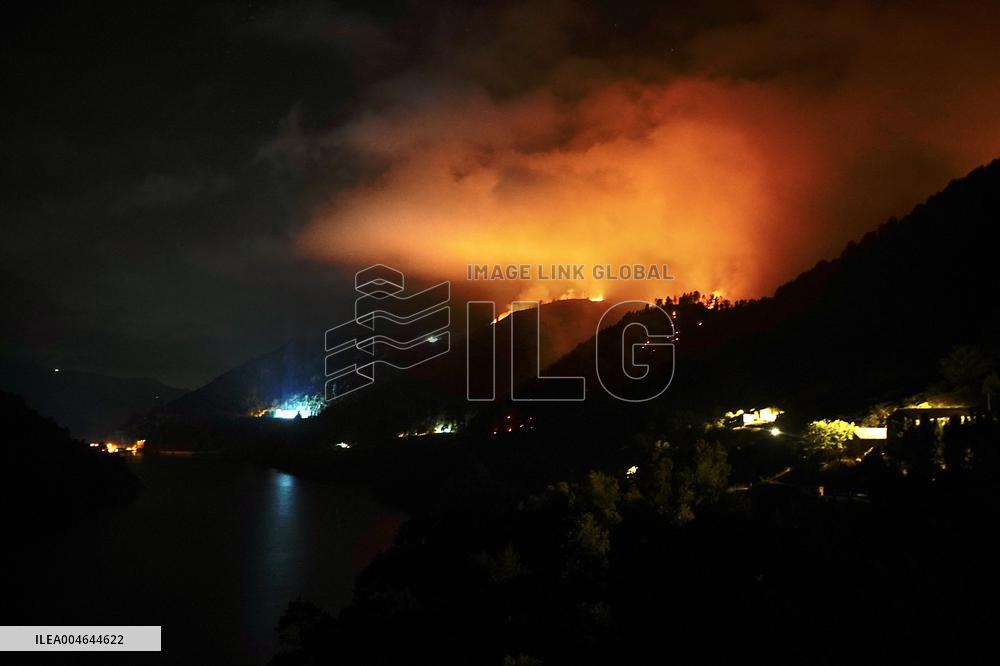 More than 158,000 hectares burned by fires in Galicia in August, according to Copernicus