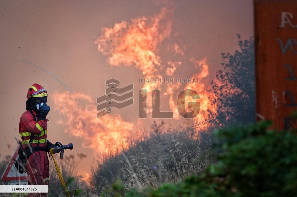 Four active fires, three stabilized and eight under control in Asturias