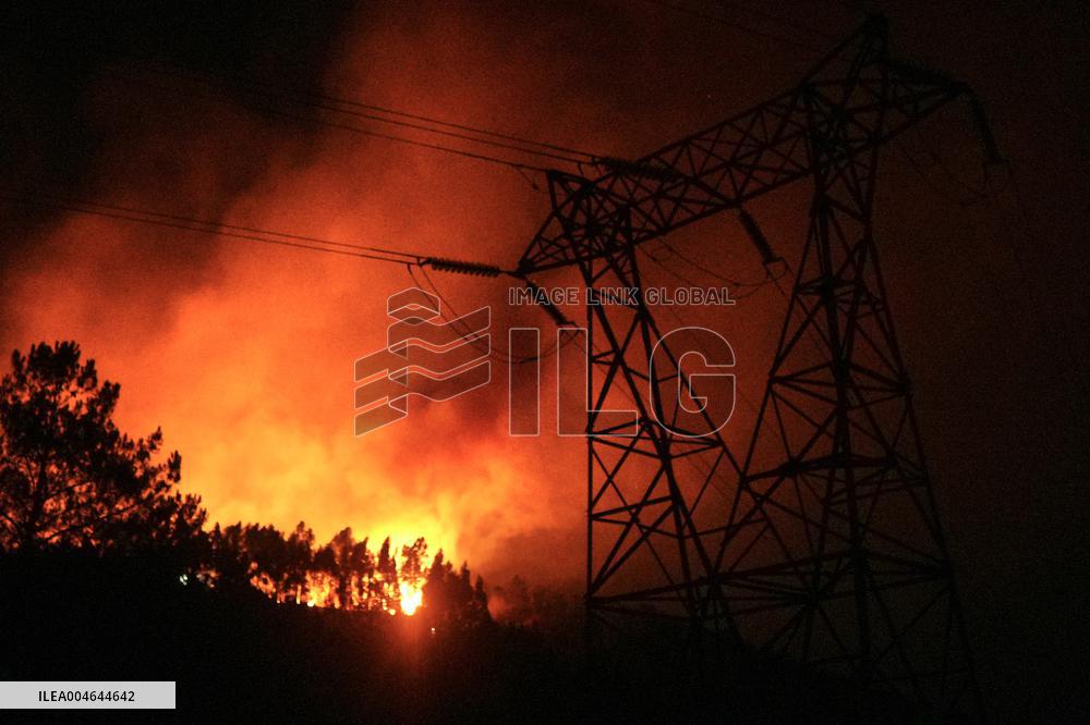 More than 158,000 hectares burned by fires in Galicia in August, according to Copernicus