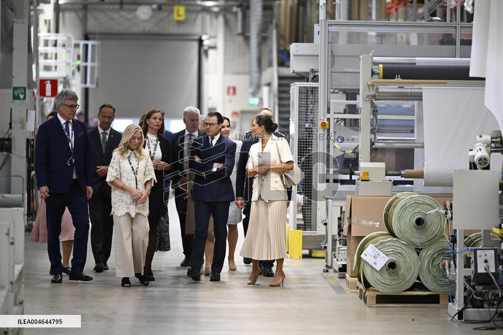 SWEDEN CROWN PRINCESS COUPLE GAMLEBY