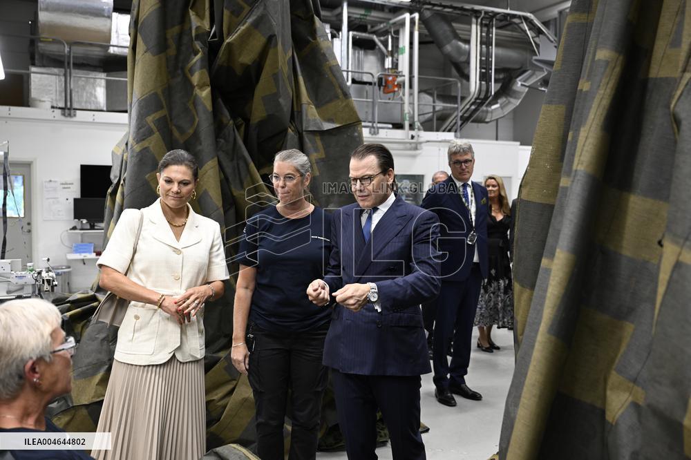 SWEDEN CROWN PRINCESS COUPLE GAMLEBY