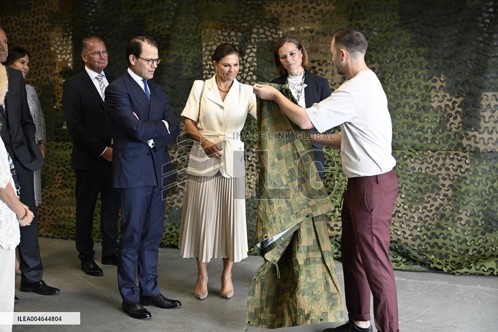 SWEDEN CROWN PRINCESS COUPLE GAMLEBY