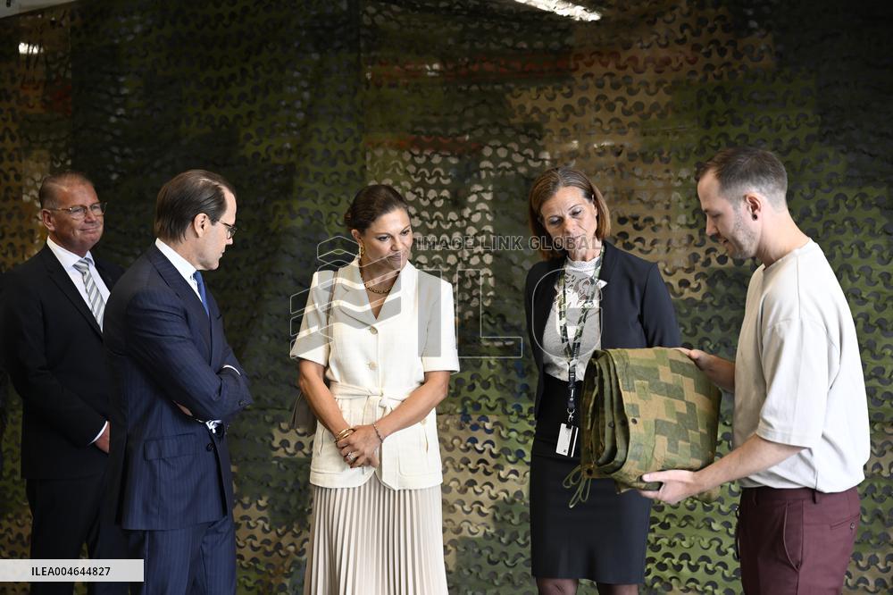 SWEDEN CROWN PRINCESS COUPLE GAMLEBY