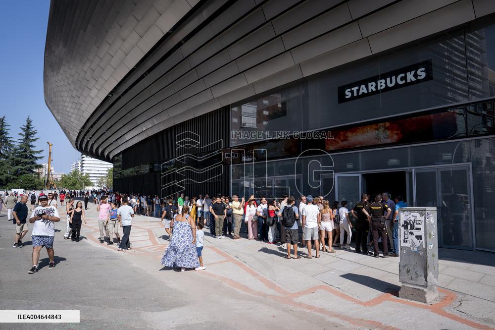 Bernabéu opens the largest Starbucks in Spain - Madrid