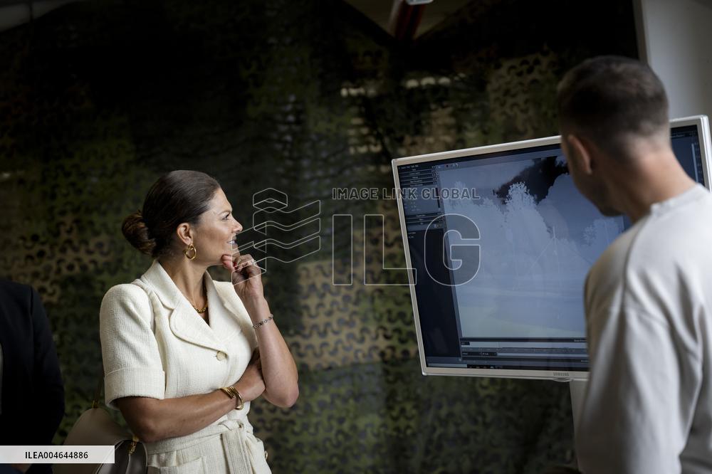 SWEDEN CROWN PRINCESS COUPLE GAMLEBY