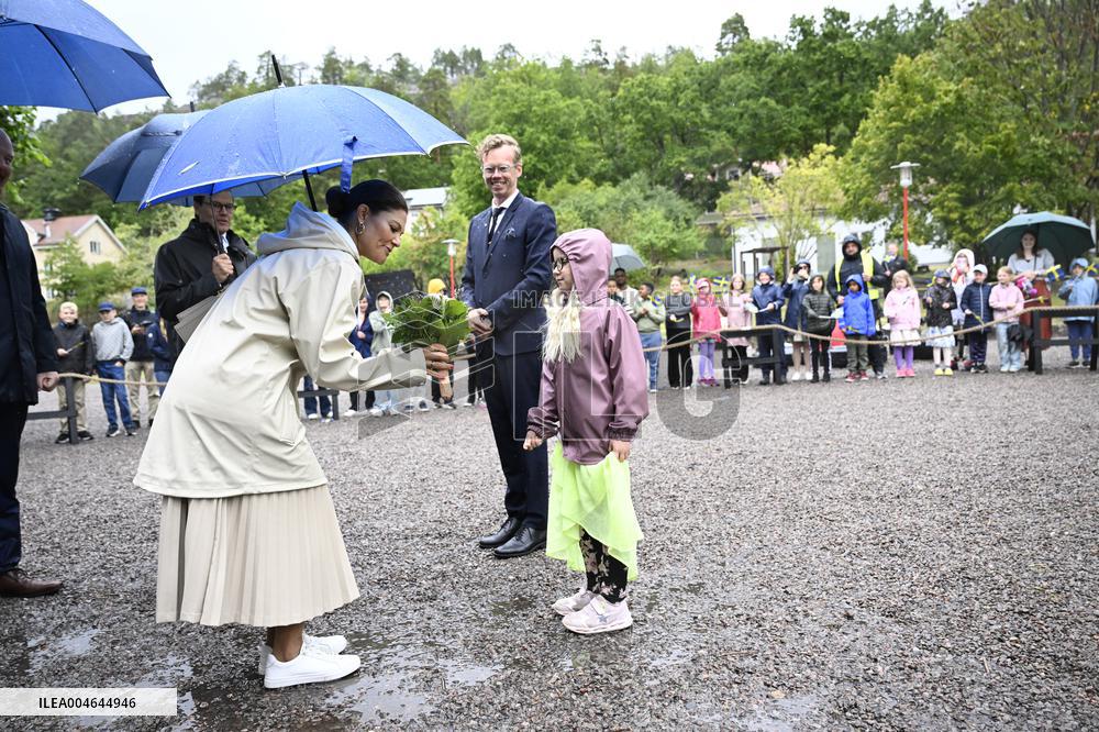 SWEDEN CROWN PRINCESS COUPLE GAMLEBY