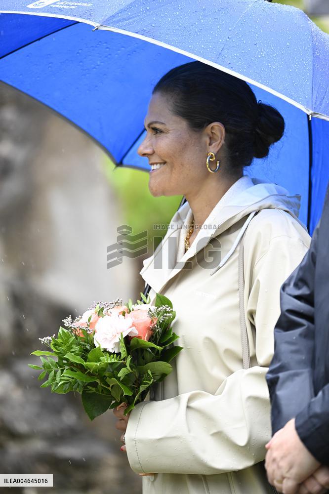 SWEDEN CROWN PRINCESS COUPLE GAMLEBY
