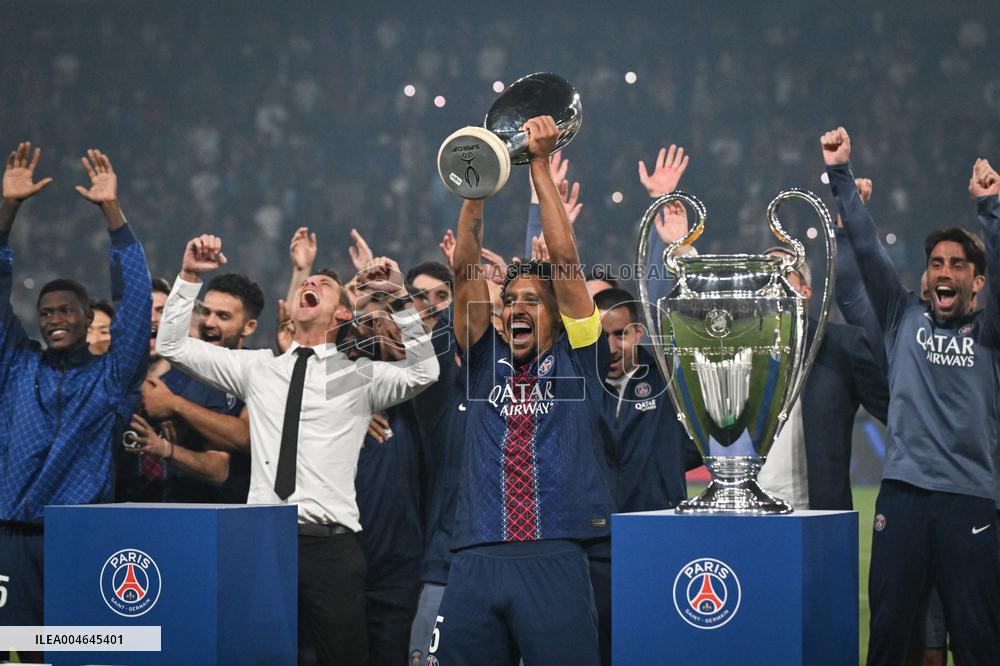 PSG trophies presentation in Paris - FA