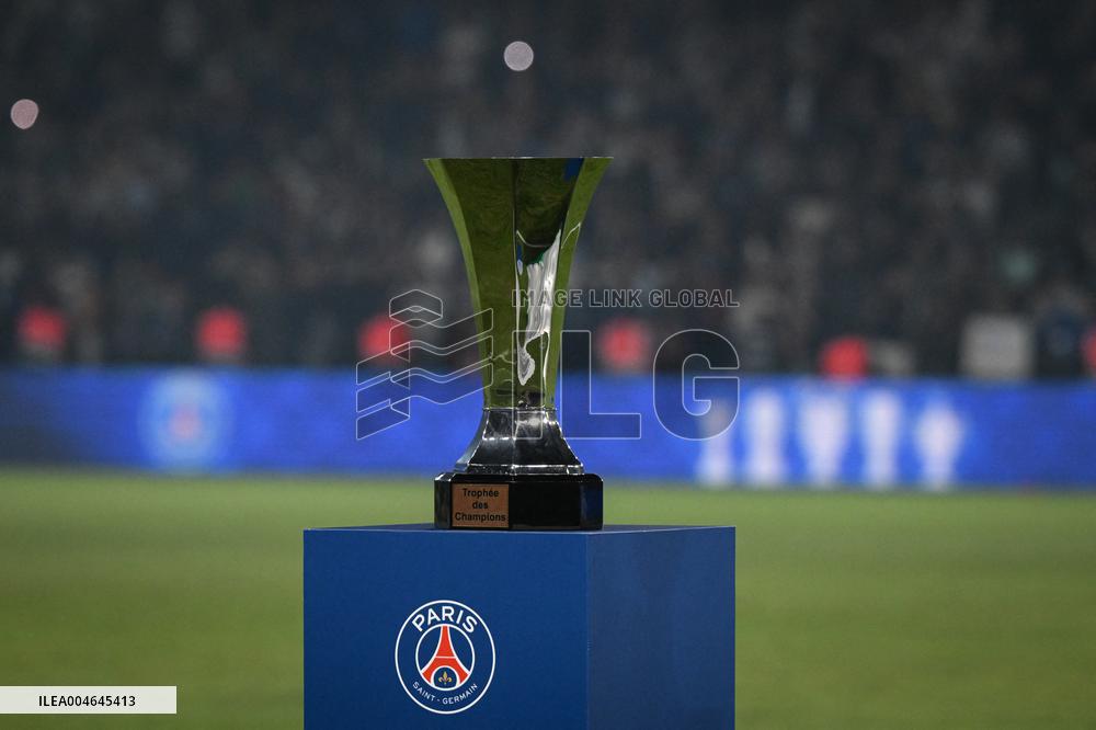 PSG trophies presentation in Paris - FA