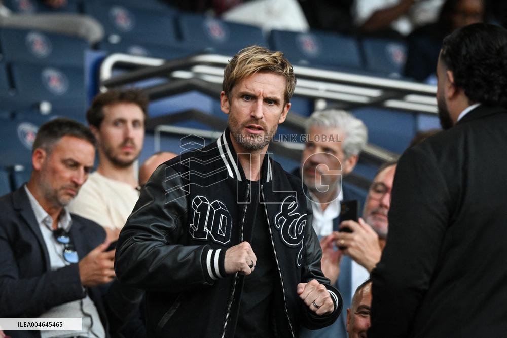 Ligue 1 PSG vs Angers SCO - attendees - FA