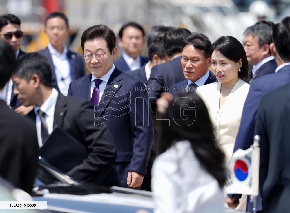 South Korean President Lee arrives in Japan