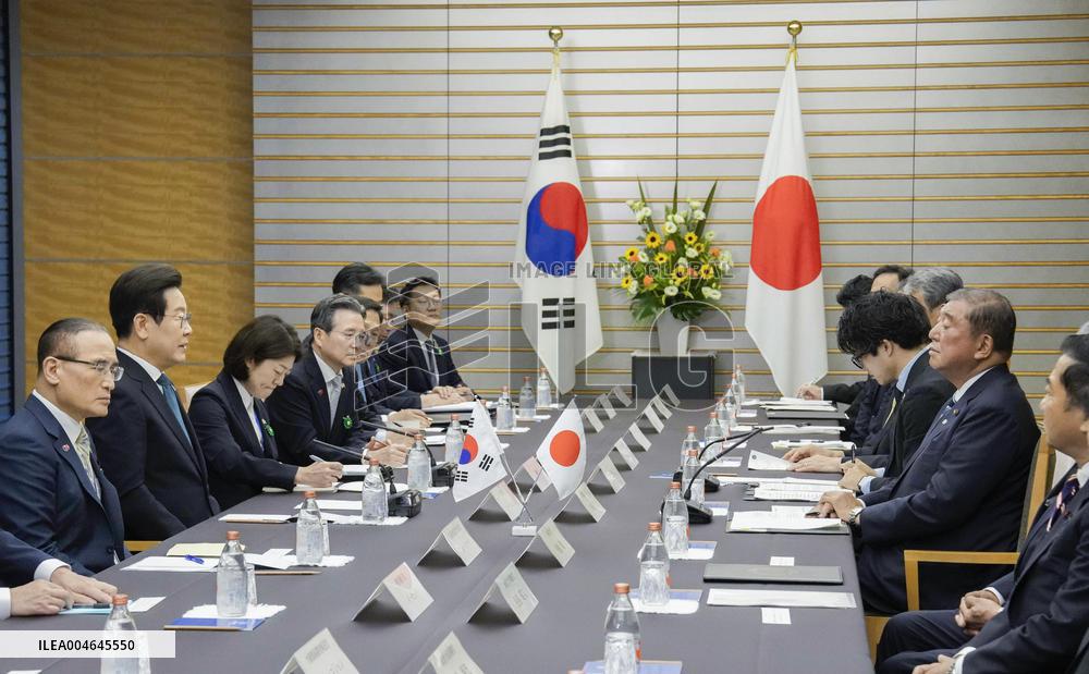 Japan, S. Korea leaders' talks