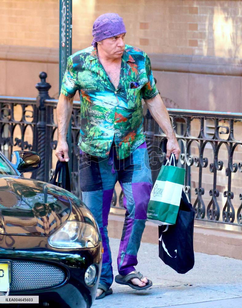 Steven Van Zandt out in New York - NYC