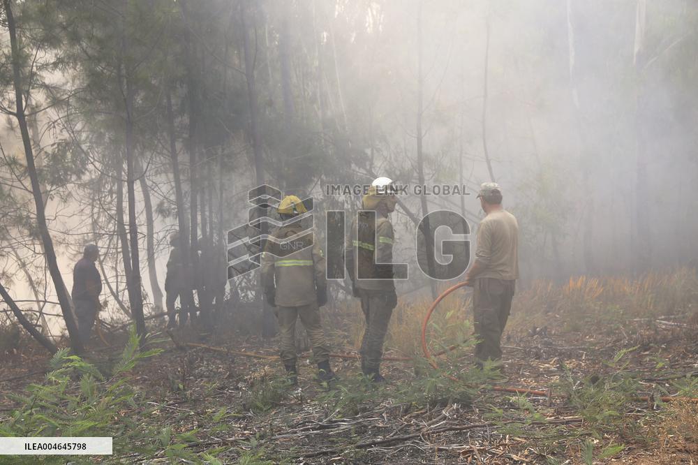 Wildfires Raging Across Central Portugal - Gardunha