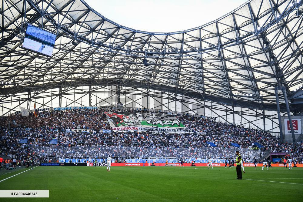 Ligue 1 Olympique de Marseille fans cheer for Gaza - FA