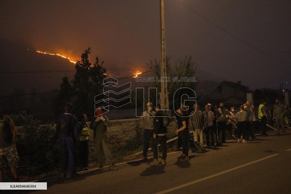 The Largest Fire In The History Of Galicia Is Stabilized - Spain -
