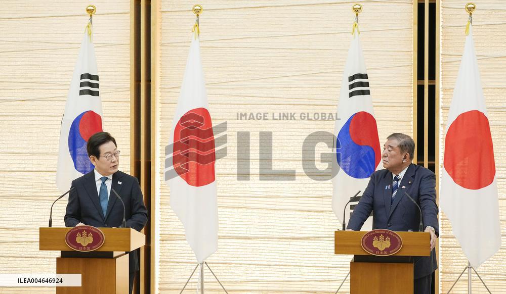 Japan, S. Korea leaders' talks