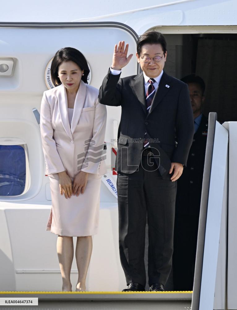 South Korean President Lee leaves Japan