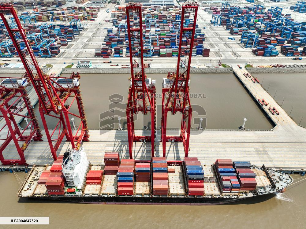 Zhoushan Port Container Trade