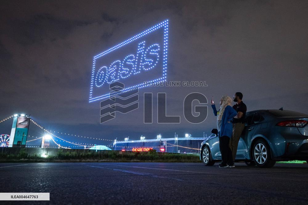 Oasis Drone Light Show - Toronto