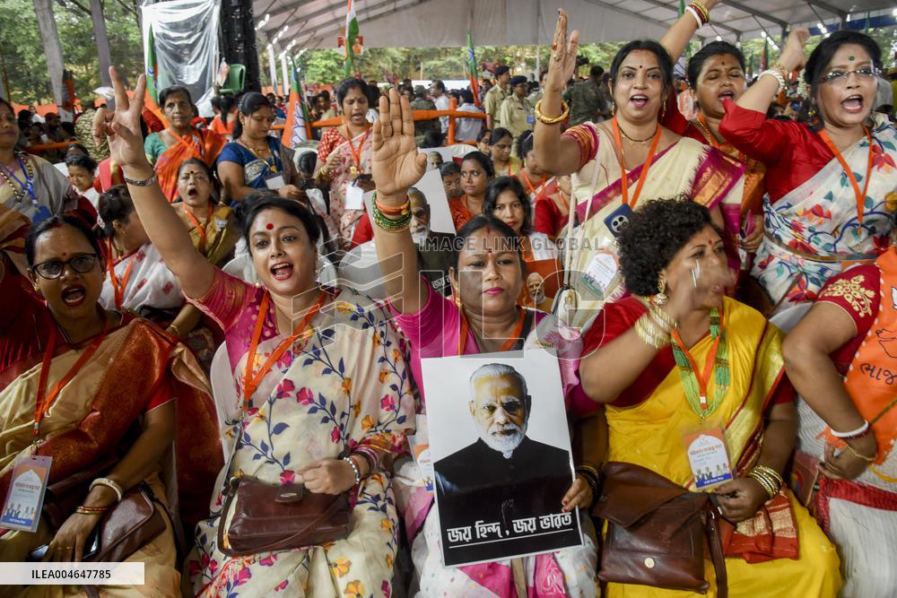 Narendra Modi Holds A Rally To Attack Trinamool Congress - India