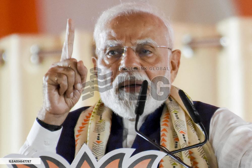 Narendra Modi Holds A Rally To Attack Trinamool Congress - India