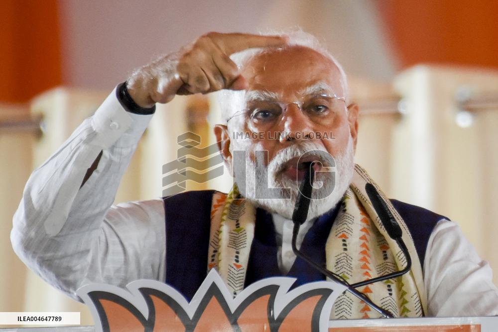 Narendra Modi Holds A Rally To Attack Trinamool Congress - India