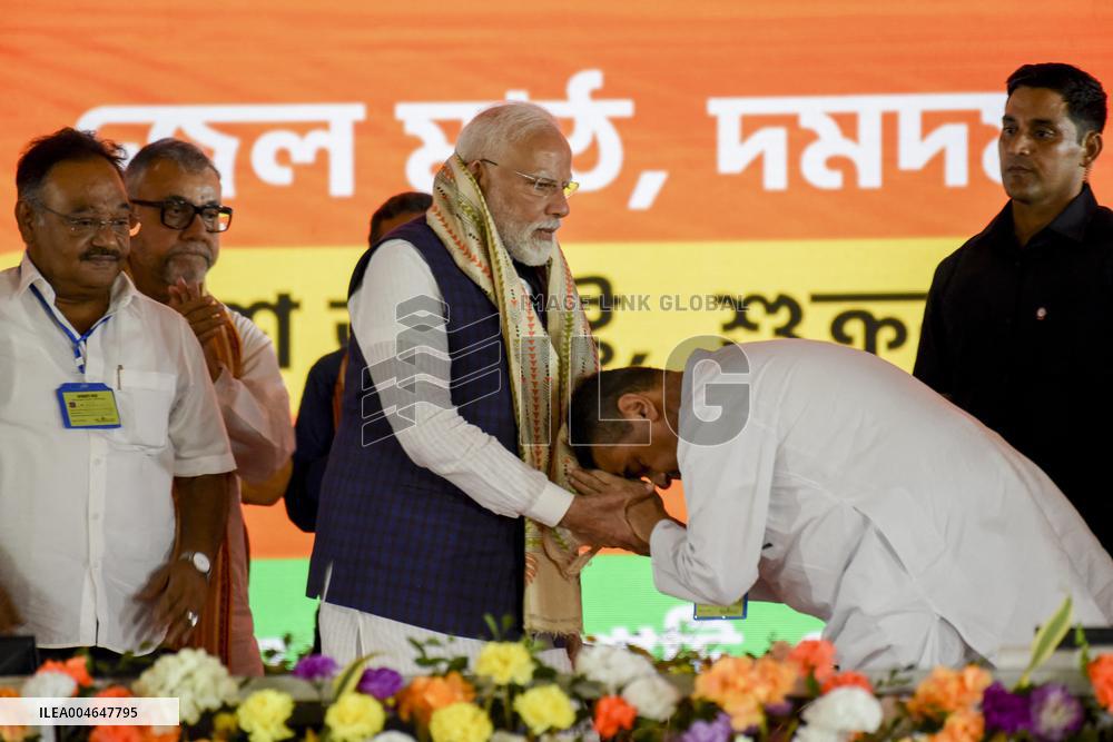 Narendra Modi Holds A Rally To Attack Trinamool Congress - India