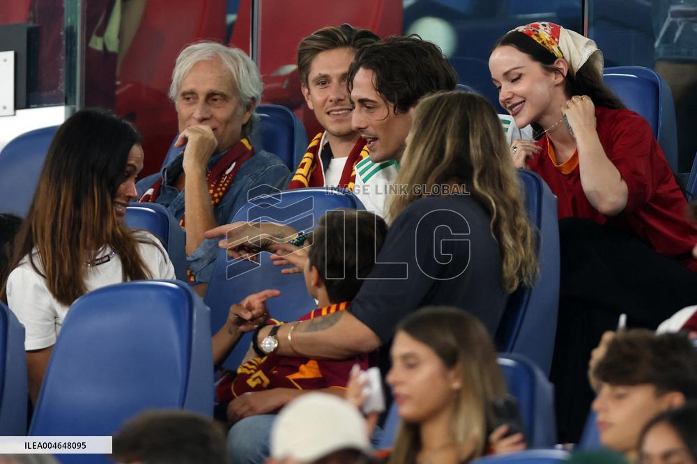 Zoe Saldana And Family Attend AS Roma v Bologna FC - Rome